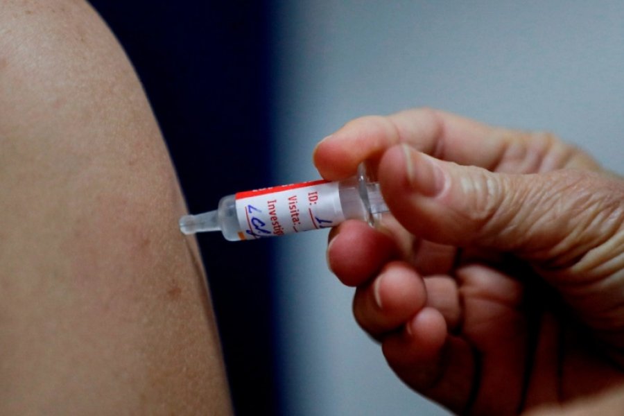 Coronavirus: los jóvenes tendrán que esperar hasta 2022 para vacunarse