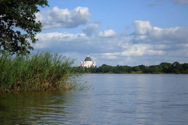 Itatí: Prefectura recuerda que no existen zonas habilitadas como balnearios o playas