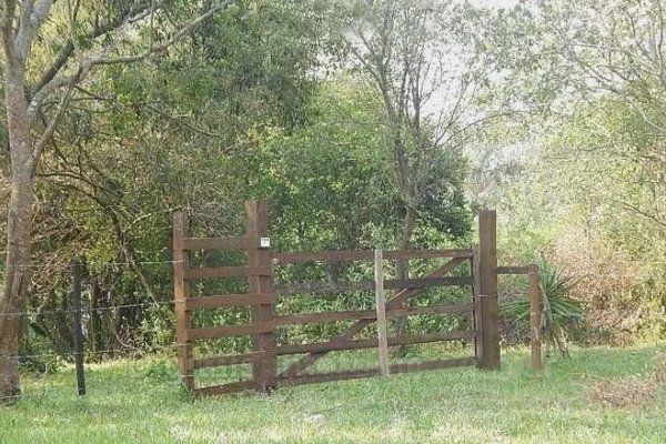 Abrieron una causa por una toma de terrenos en Santo Tomè