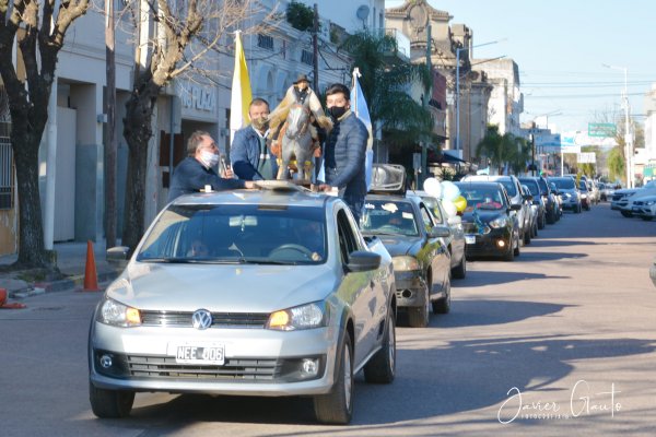 Se realizó la caravana Brocheriana por las calles de Goya