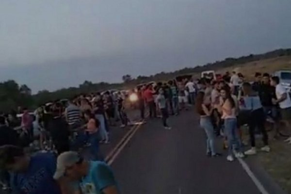 En una localidad chaqueña usaron una ruta como pista de baile