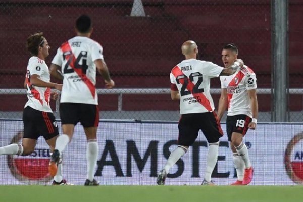 River goleó a Liga y avanza primero: No habrá Superclásico con Boca en octavos de final