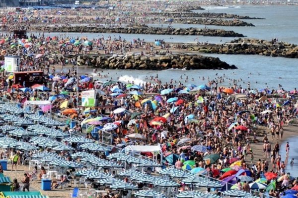 Abrirán las fronteras para turistas de países limítrofes en la próxima temporada de verano