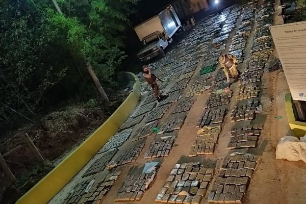 Prefectura incautó cerca de 3 toneladas de marihuana