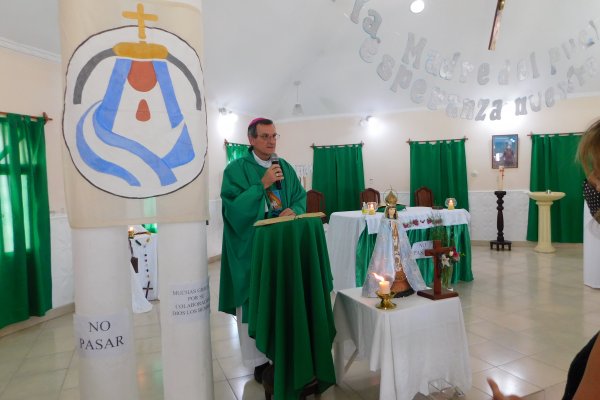 El obispo presidió la misa de la de catequesis especial en el Mes de la Plena Integración