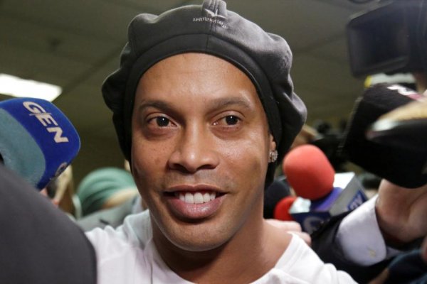 Ronaldinho confirmó que tiene coronavirus