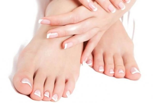 Cómo blanquear las uñas de los pies en 7 pasos