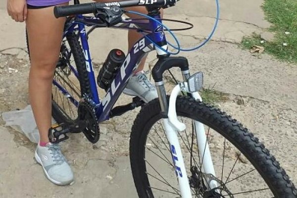 Trabajó años para comprar una bicicleta y se la robaron