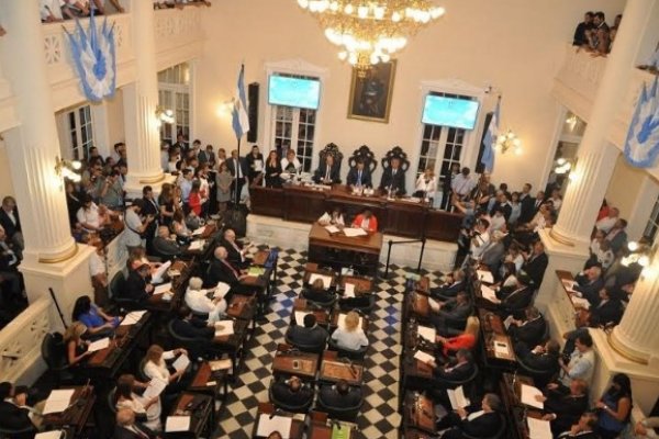 Legislatura: El oficialismo desoyó pedido de Valdés por Paridad de Género
