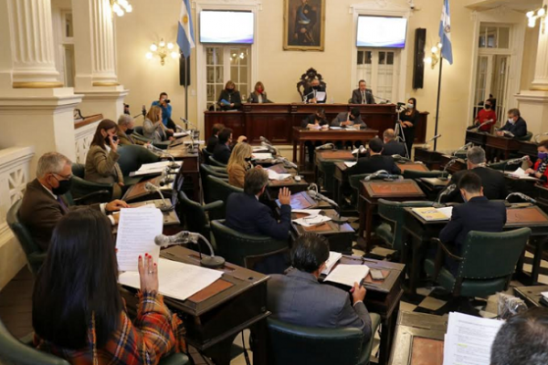 Termina el año legislativo: Restan dos sesiones y no hay rastros del Presupuesto