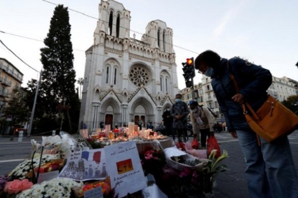 La policía francesa detuvo a un tercer sospechoso del ataque terrorista en Niza