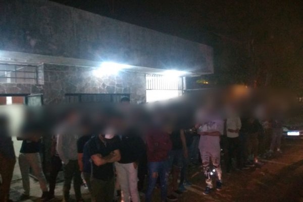 Fiesta clandestina con más de 30 demorados en Santa Rosa