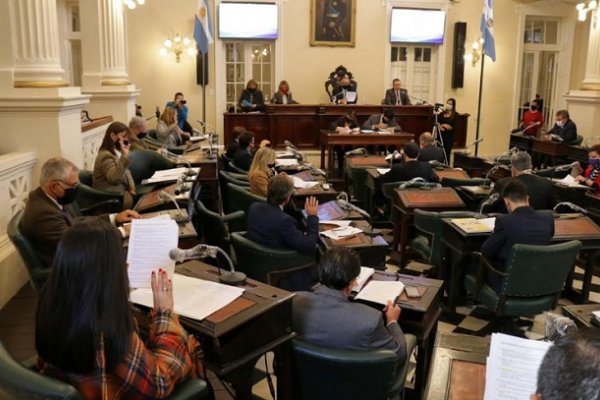 Paridad de Género y Voto Joven: Otro año al armario