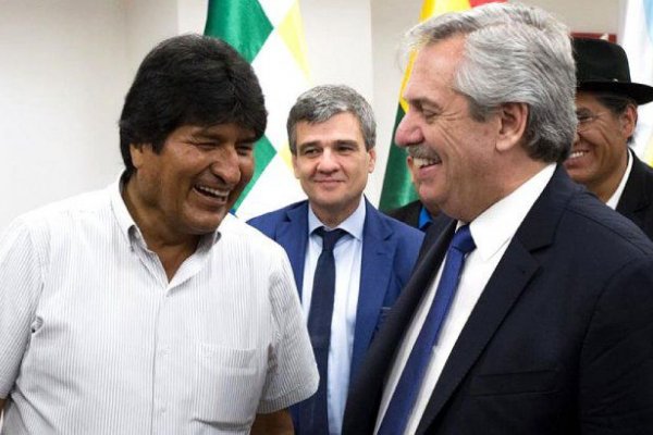 Alberto Fernández viaja a Bolivia junto a Evo Morales para asistir a la asunción de Arce