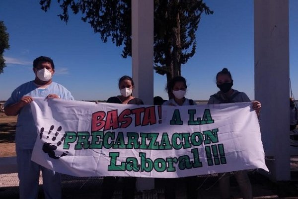 Novena marcha de precarizados en Salud Pública a Casa de Gobierno