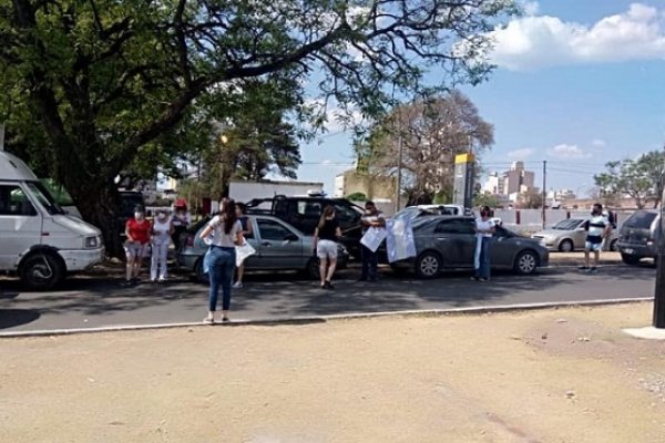 Otra marcha interprovincial por la liberación del puente y duras críticas al gobernador Valdés
