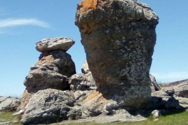 Mantenimiento y restauración del camino Piedra Ita Pucu