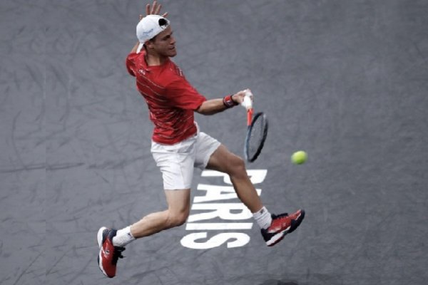 El Peque Schwartzman avanzó a los cuartos de final en París