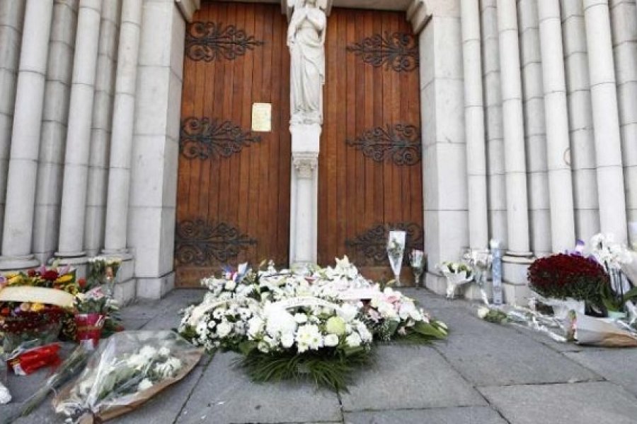 El Papa recibirá a familiares de las víctimas del atentado en Niza