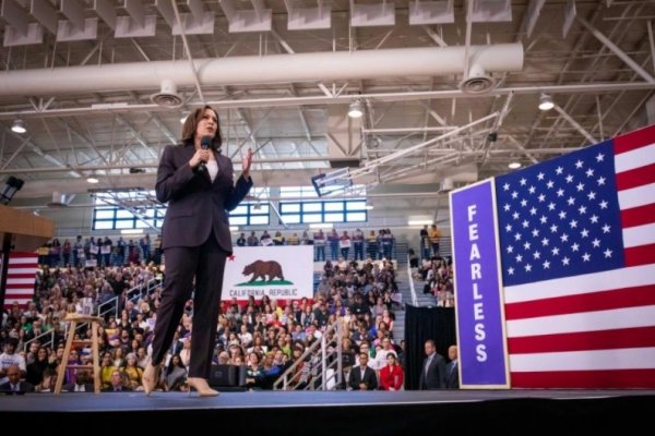 Quién es Kamala Harris, la primera mujer vicepresidenta de Estados Unidos