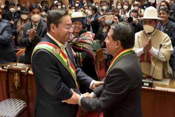 Luis Arce asumió la presidencia  de Bolivia
