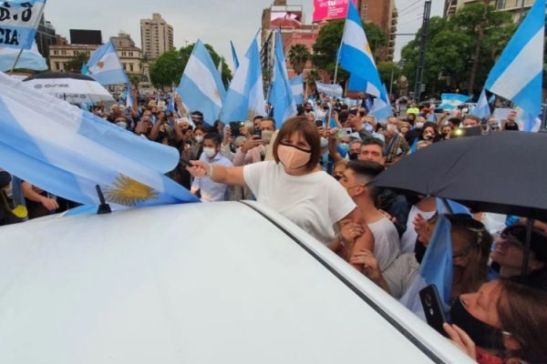 Otra marcha opositora, ahora en reclamo por los traslados de los tres jueces designados por el macrismo