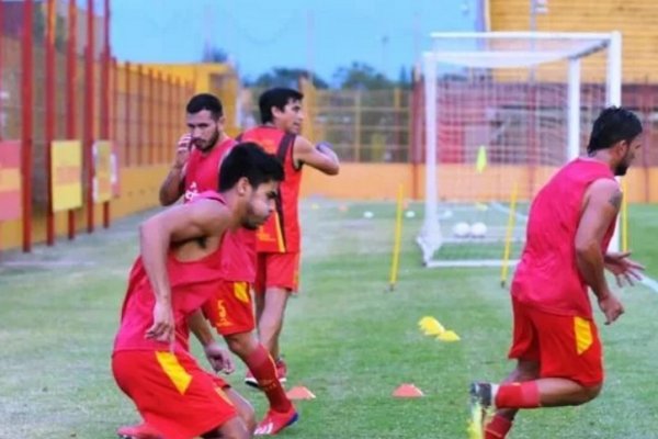 Boca Unidos sigue entrenando a la espera de definiciones y amistosos