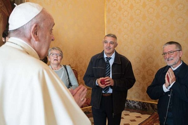 El papa Francisco se reunió con P. Maccalli, misionero que fue secuestrado por yihadistas