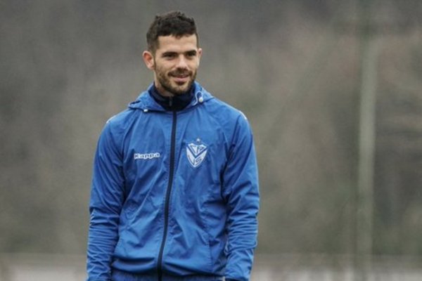 Fernando Gago les anunció a sus compañeros que se retira del fútbol