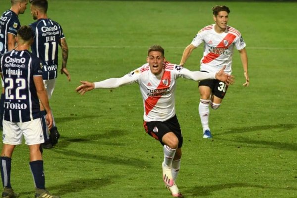 River se llevó un triunfazo de Mendoza, pero no le sobró nada