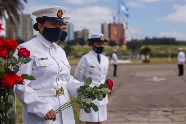Homenajearon a los 44 tripulantes del ARA San Juan