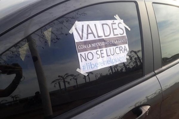 Revés a la administración Valdés: Dictan habeas corpus colectivo para libre tránsito sobre el puente interprovincial