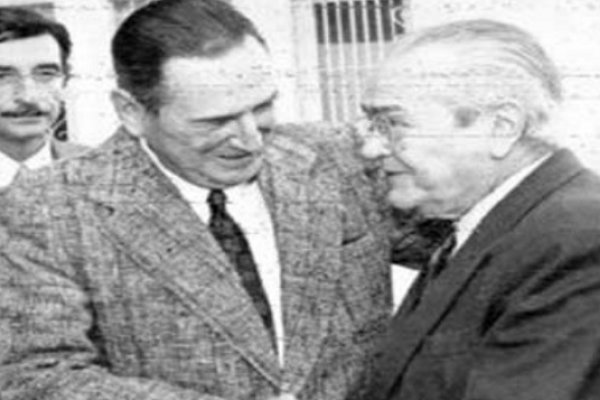 El día que Perón y Balbín enterraron una grieta que duraba treinta años