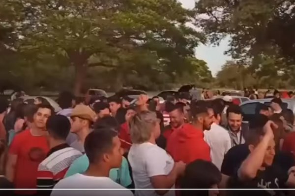 Multitudinaria fiesta en la costanera de Monte Caseros