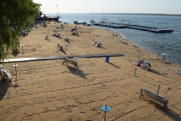 Vuelve la playa regatense