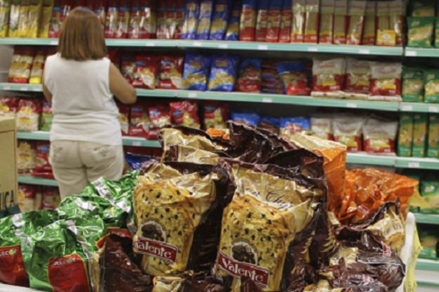 Corrientes: Algunos supermercados ya exhiben canastas navideñas