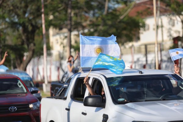 La Costanera fue el epicentro de la Caravana contra el aborto en Corrientes