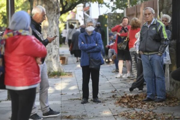 PAMI anunció un bono navideño para 550.000 afiliados