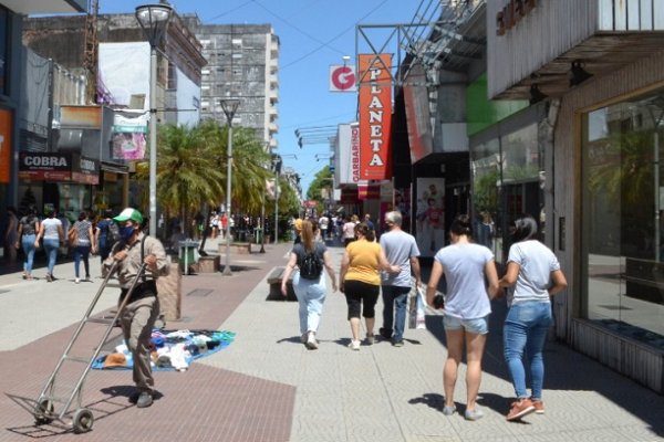 Las ventas navideñas cayeron un 10.1% de un año a otro