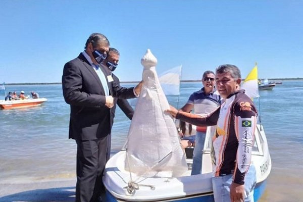 Procesión náutica: Imagen de la Virgen de Itatí fue llevada a Tabacué