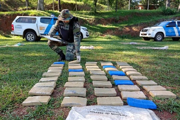 Prefectura incautó casi dos toneladas de marihuana en Misiones