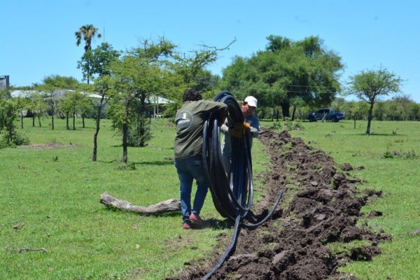 Más familias de la zona rural cuentan con agua potable en sus hogares