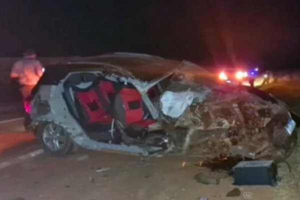 Virasoro: 3 muertos al chocar un auto contra un camión