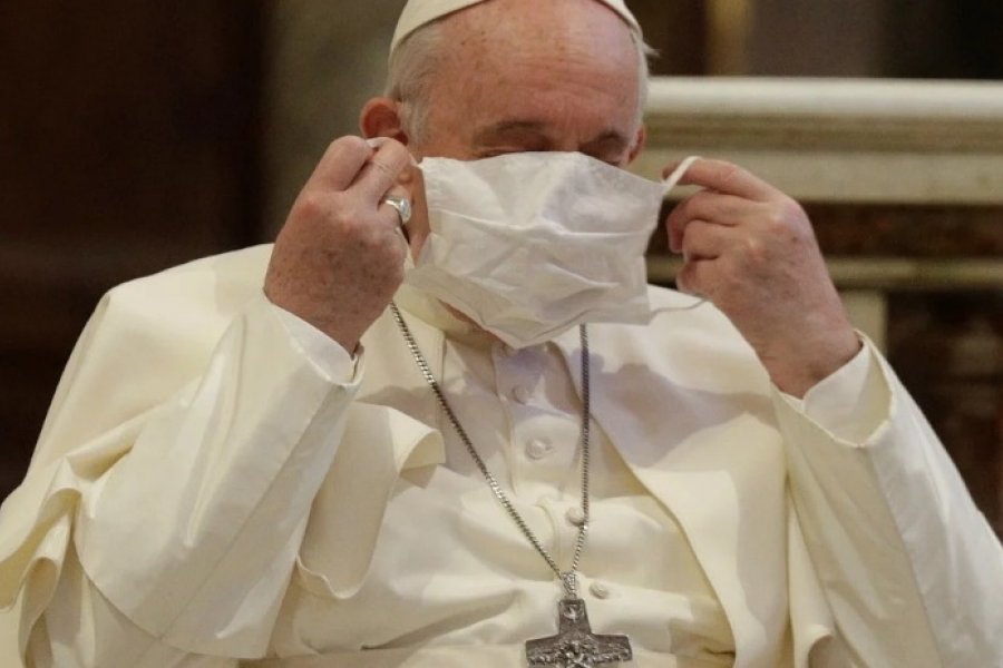 Hisoparon al Papa Francisco y dio negativo de coronavirus