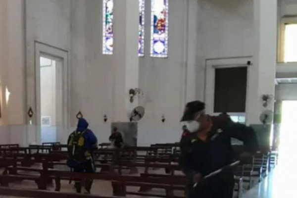 Arribo de peregrinos y desinfección de la Basílica