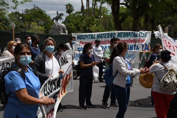 Salud: Alarma por idea de recorte salarial para pagar a precarizados