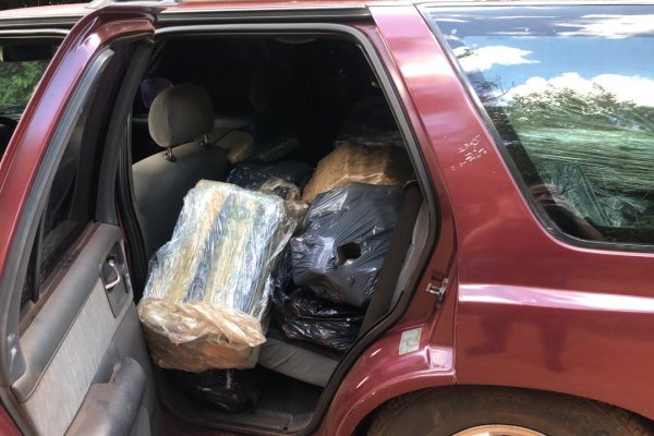 Secuestran una camioneta abandonada con 600 kilos de marihuana