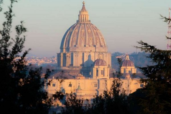 El Vaticano comenzará a vacunar a su personal contra la COVID 19 durante los próximos días