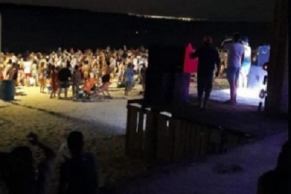 En el primer día del año, la Policía desalojó y clausuró un parador en la playa