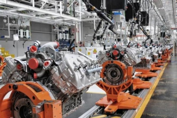 Ford cerrará tres fábricas en Brasil y se abastecerá de la producción argentina